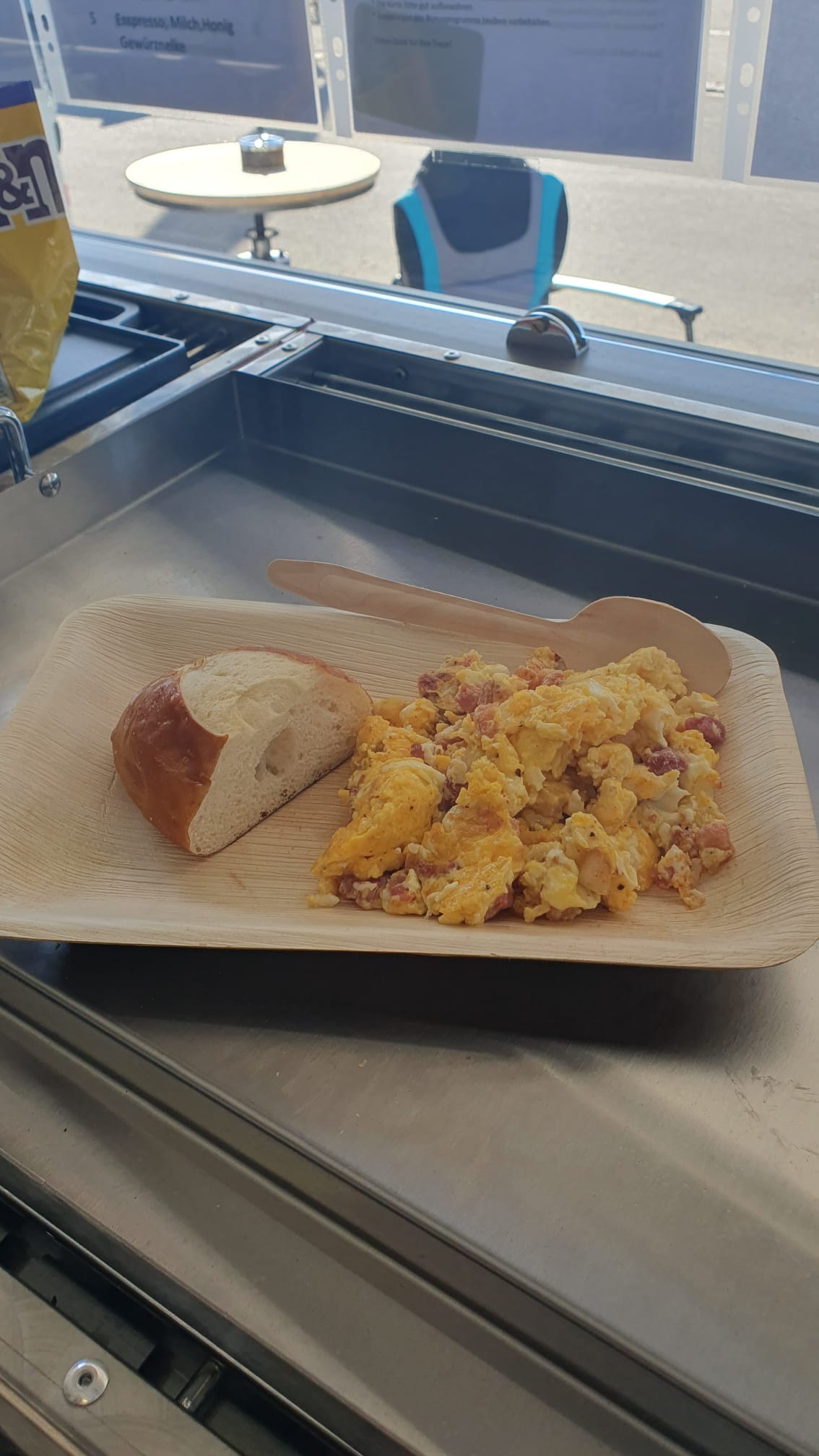 Rührei mit Speck und Zwiebeln